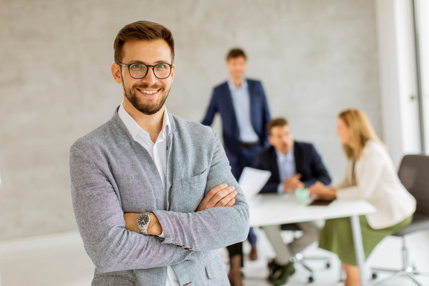employee 2